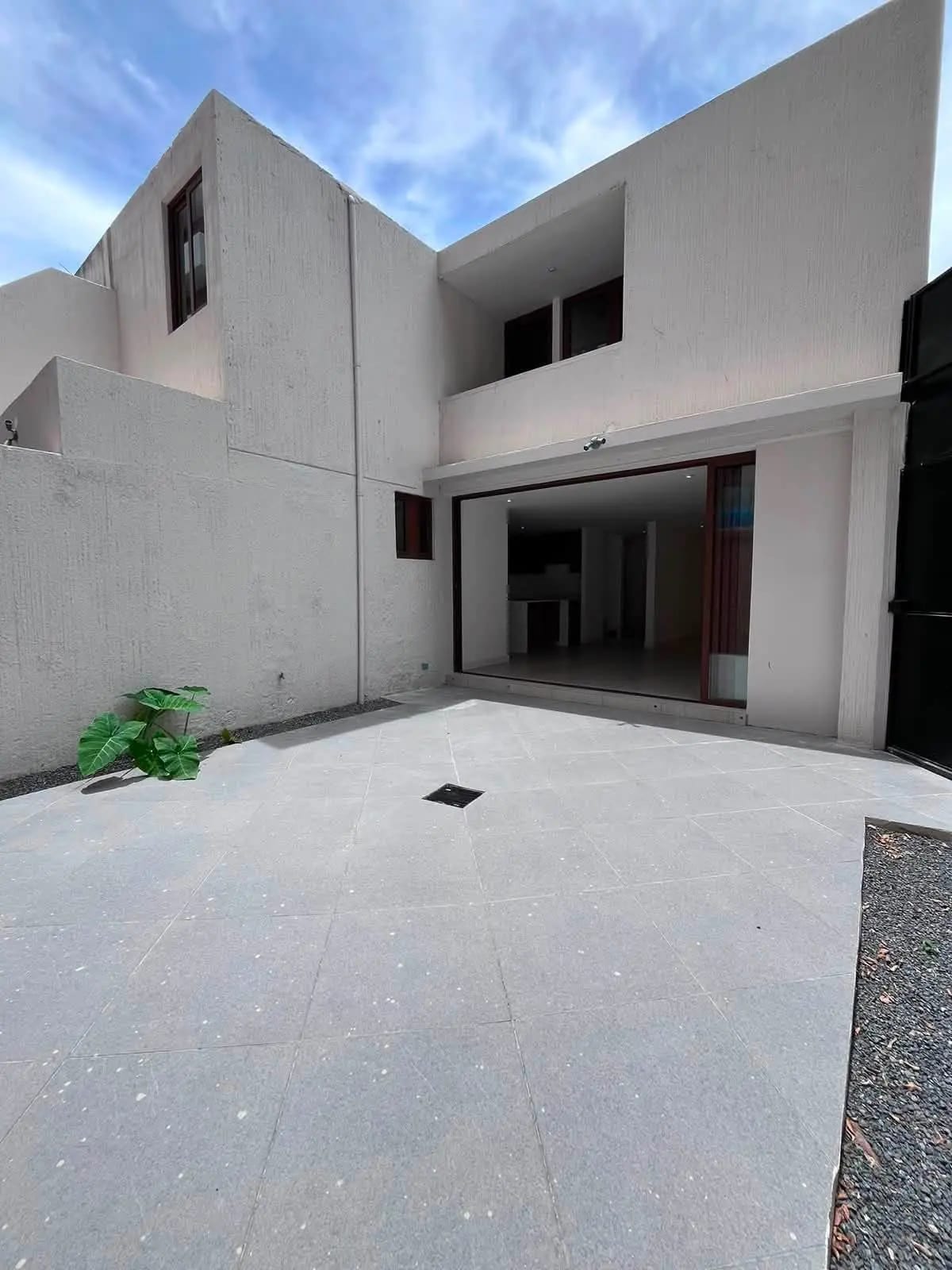 Zona 10 — foto 6 de 8