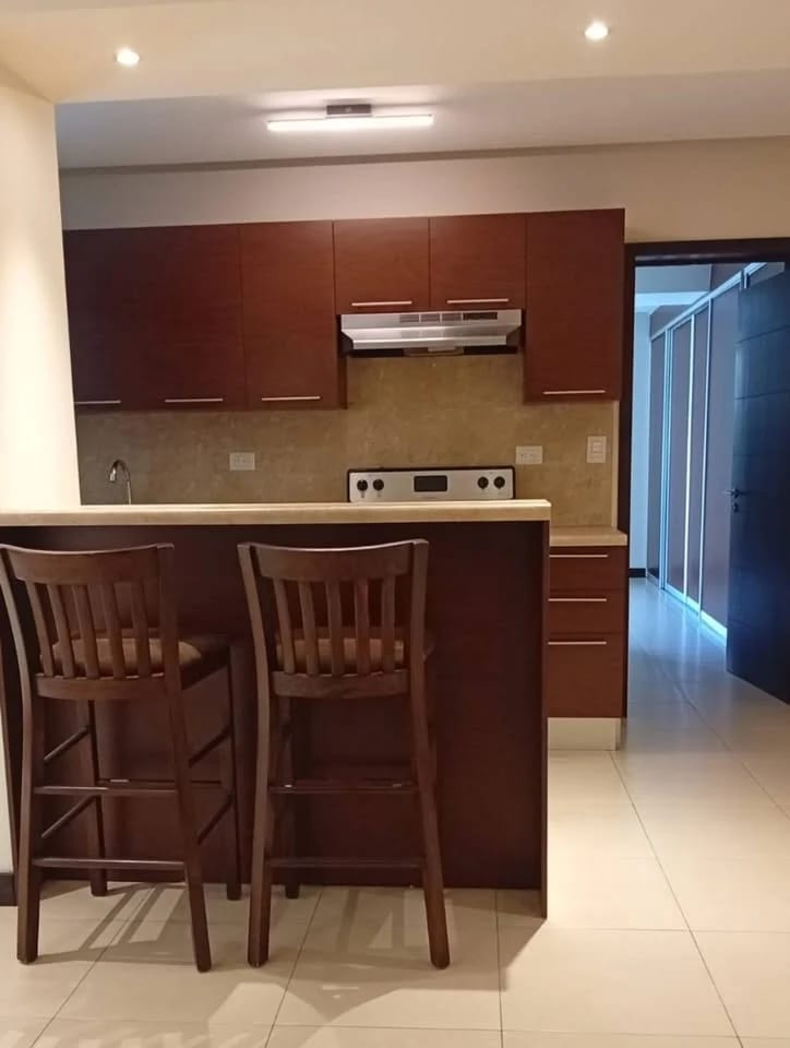 Zona 14 Europlaza — foto 3 de 4
