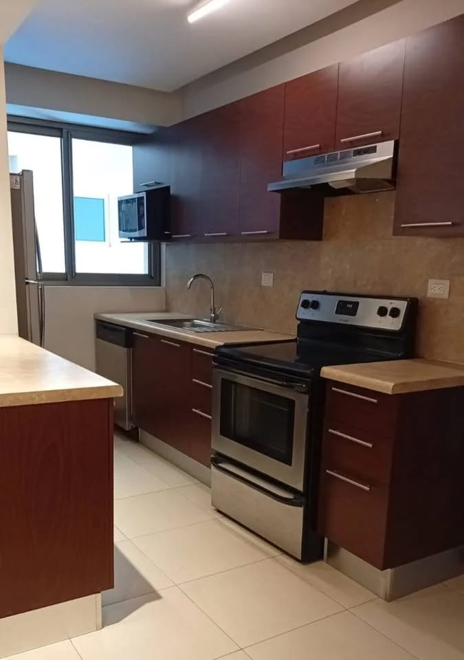 Zona 14 Europlaza — foto 4 de 4