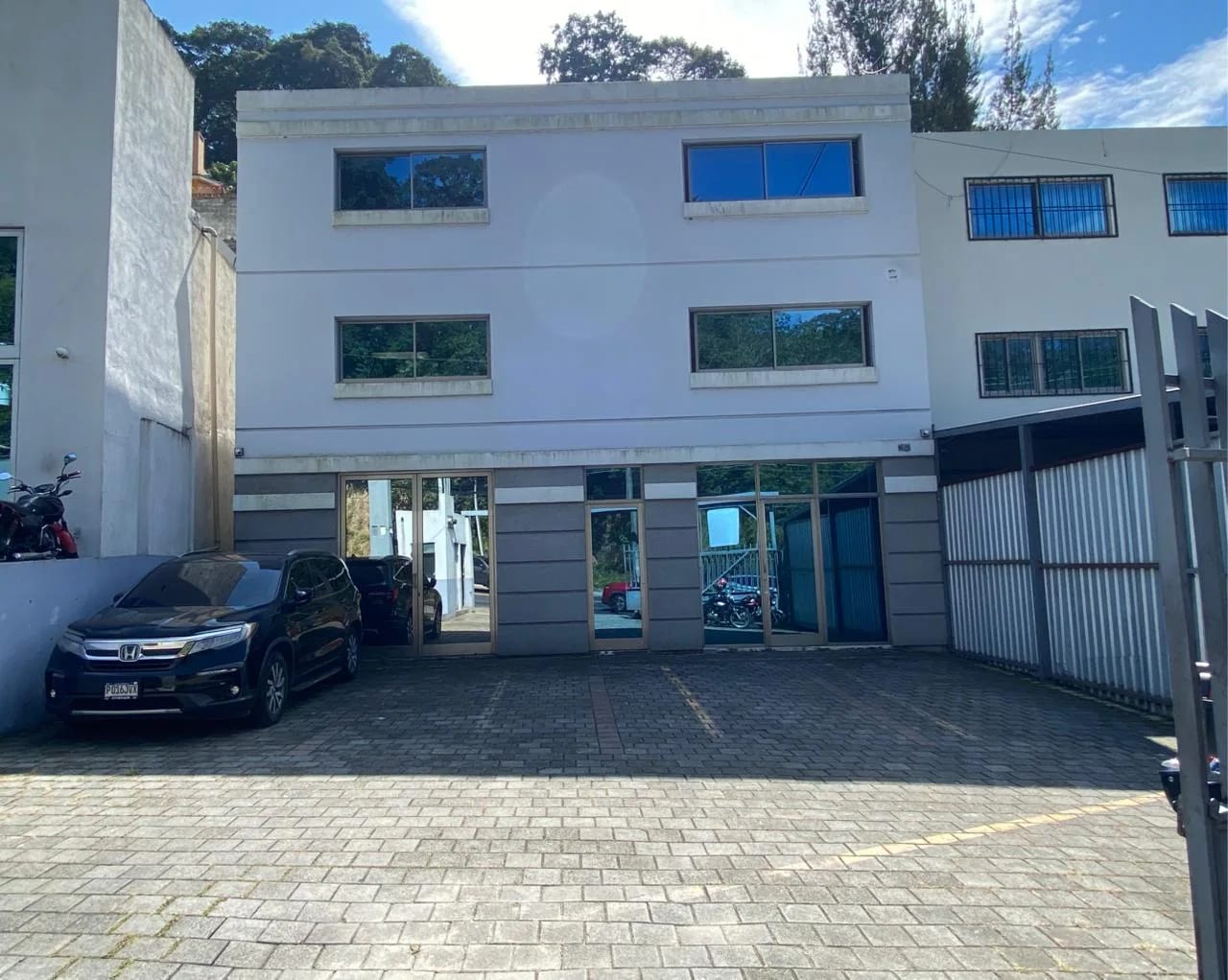 Edificio en Muxbal — foto 1 de 1